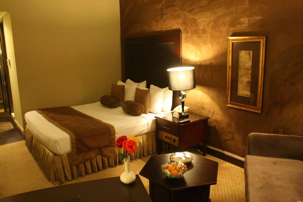 Smart Hotel Lahore Exterior foto