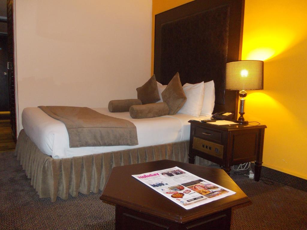 Smart Hotel Lahore Habitación foto