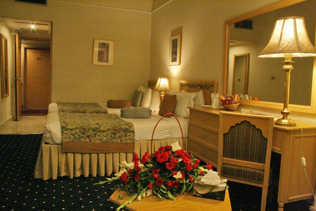 Smart Hotel Lahore Habitación foto